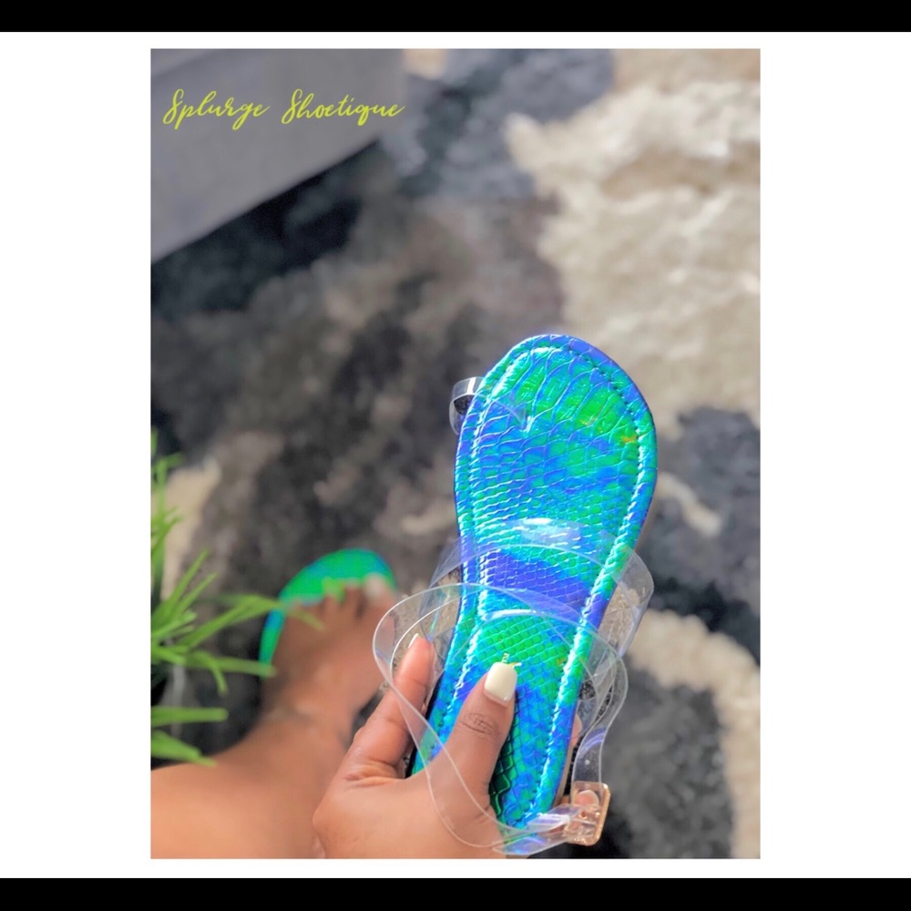 Mermaid 🧜♀️ - Picture 1 of 3